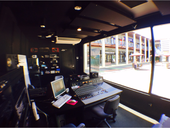 あしびなーサテライトスタジオ